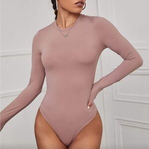 SHEIN Long Sleeve Bodysuit in Rose Dust